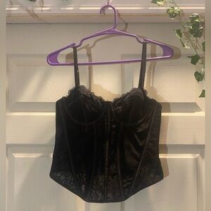 Elegant Black Lace Bustier